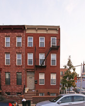 67 Rapelye St in Brooklyn, NY - Building Photo - Building Photo