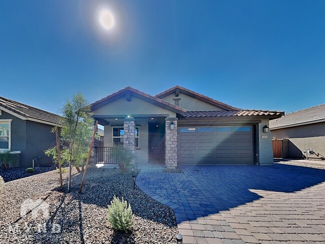 property at 15093 W Latham St