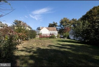 316 University Blvd in Glassboro, NJ - Building Photo - Building Photo