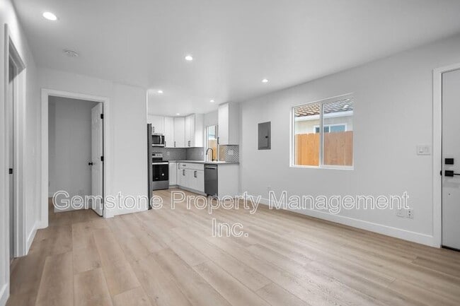 4895 54th St in San Diego, CA - Building Photo - Building Photo