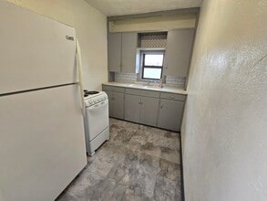 313 Shadowrock Dr in Forsyth, MO - Building Photo - Building Photo