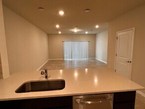 4508 Sparkling Shell Ave in Kissimmee, FL - Building Photo - Building Photo