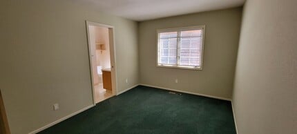 2801 Cherry St, Unit 4 in Berkeley, CA - Foto de edificio - Building Photo