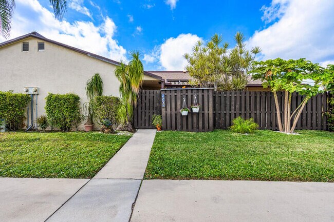 property at 2503 Waterview Cir