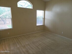 3212 E Kerry Ln in Phoenix, AZ - Building Photo - Building Photo