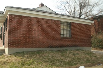 1225 Latham St in Memphis, TN - Building Photo - Building Photo