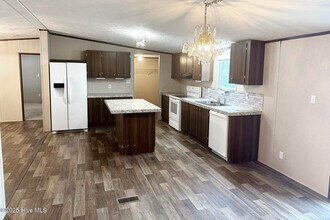 170 Brentwood Dr in Wilmington, NC - Building Photo - Building Photo