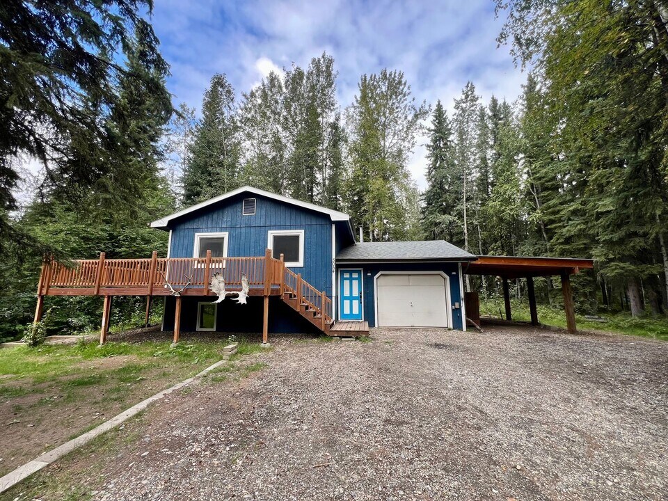 3054 Probert Dr in North Pole, AK - Building Photo