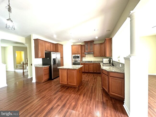 25795 Clairmont Manor Square in Aldie, VA - Building Photo - Building Photo