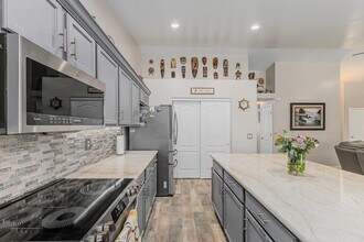 17475 W Spring Ln in Surprise, AZ - Building Photo - Building Photo