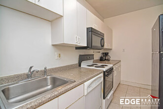 31 Orkney Rd, Unit 36 in Boston, MA - Building Photo - Building Photo