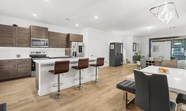 531 NW 17th St in Fort Lauderdale, FL - Building Photo - Building Photo