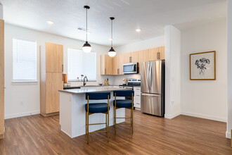 The Hudson Townhomes in Salt Lake City, UT - Foto de edificio - Interior Photo