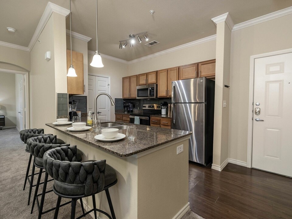 Viceroy in Grand Prairie, TX - Building Photo