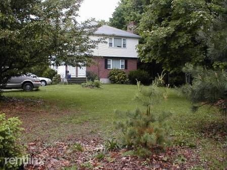 1185 Boylston St in Newton, MA - Building Photo