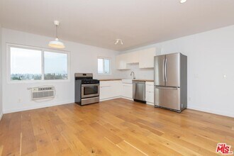 3933 Marathon St in Los Angeles, CA - Building Photo - Building Photo