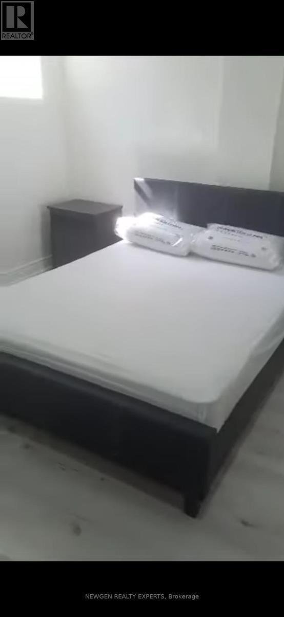 50 Vista Green Crescent in Brampton, ON - Building Photo - Building Photo