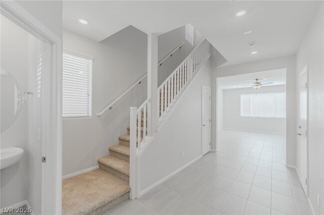 7853 Lacemaker Ct in Las Vegas, NV - Building Photo - Building Photo