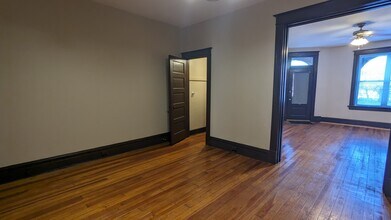 2203 Jules St, Unit 2203A in St. Louis, MO - Foto de edificio - Building Photo