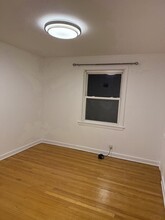 8115 Kilpatrick Ave in Skokie, IL - Building Photo - Building Photo