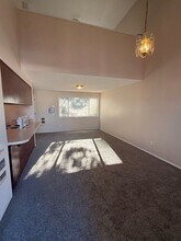 7300 NE 16th Ave in Vancouver, WA - Building Photo - Building Photo