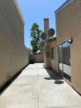 2913 Parkwood Ct in Fullerton, CA - Building Photo - Building Photo