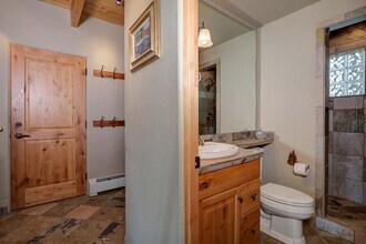 12 Lower Mountain Home Road in Big Sky, MT - Foto de edificio - Building Photo