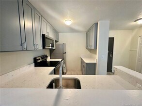 3699 Broadbridge Ave in Stratford, CT - Building Photo - Building Photo