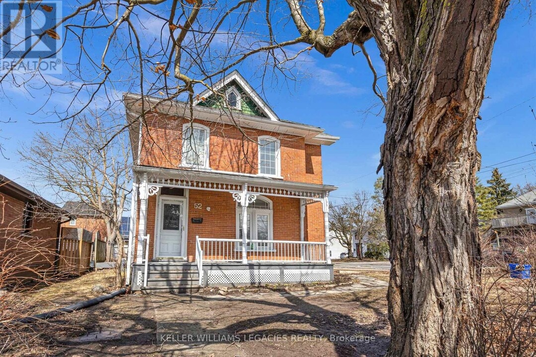 52 Victoria Ave in Peterborough, ON - Building Photo