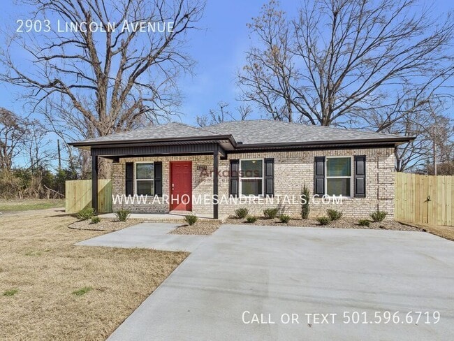 2903 Lincoln Ave