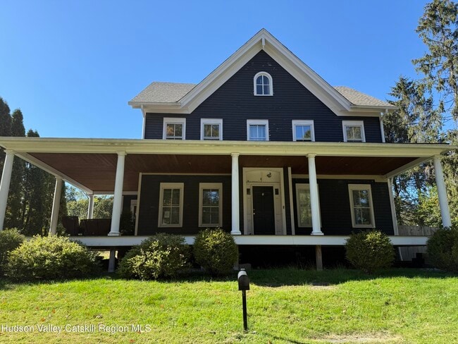 property at 7 Johnston Ave