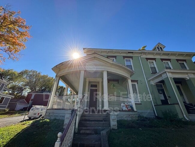 property at 337 Ross Ave