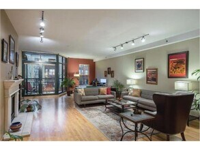 408 N 1st St-Unit -310 in Minneapolis, MN - Building Photo - Building Photo