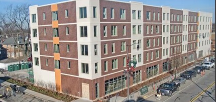 Fifth Avenue Apartments in Maywood, IL - Building Photo - Building Photo