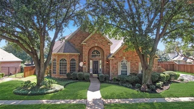 property at 1308 Lakeway Dr
