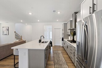 1204 Hardin Hill Lane in Knightdale, NC - Foto de edificio - Building Photo