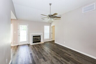 545 Holburn Ct SW in Concord, NC - Building Photo - Building Photo