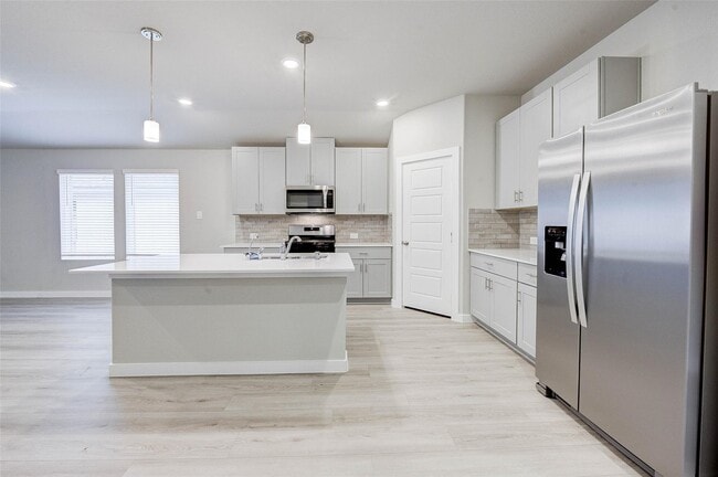 property at 1575 King Rnch Rd