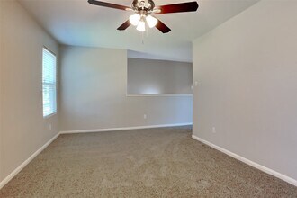 16624 Foursquare Dr in Conroe, TX - Building Photo - Building Photo