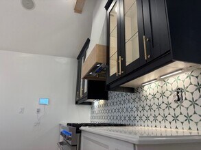 607 W Olive St in Bloomington, IL - Building Photo - Building Photo