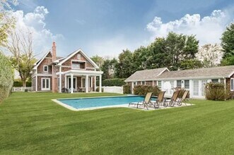 29 South St in Southampton, NY - Building Photo - Building Photo