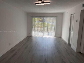 4271 NW 5th St in Plantation, FL - Building Photo