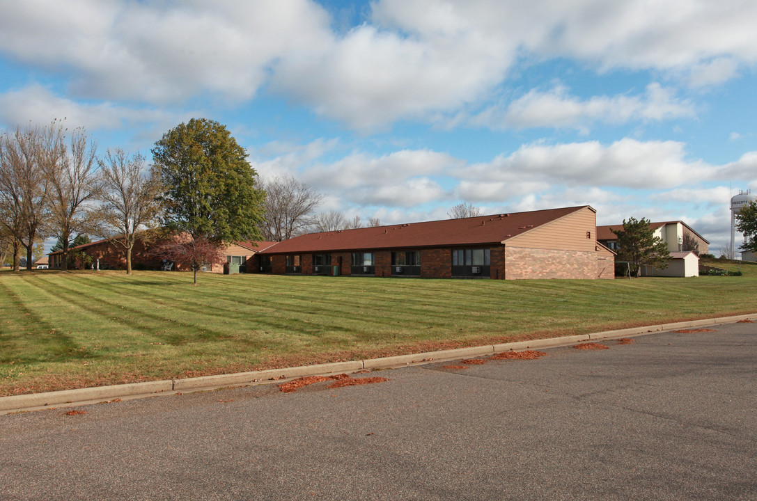 St. Croix Manor in Prescott, WI - Building Photo