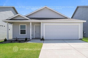 2604 Bartlett St in Crandall, TX - Building Photo