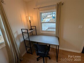 25.5 Woodrow Ave in Asheville, NC - Building Photo - Building Photo