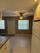22 SE 3rd Terrace in Dania Beach, FL - Building Photo - Building Photo