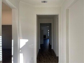 208 Baralo St in Leander, TX - Building Photo - Building Photo