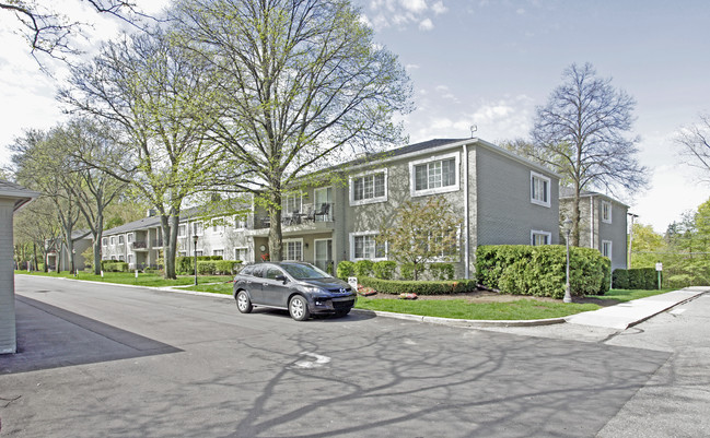 Woodward Place Condominium Homes