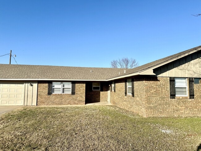 property at 3289 Cardinal Rd