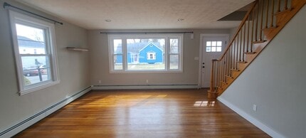 14 Glendale Ave in Manchester, NH - Building Photo - Building Photo